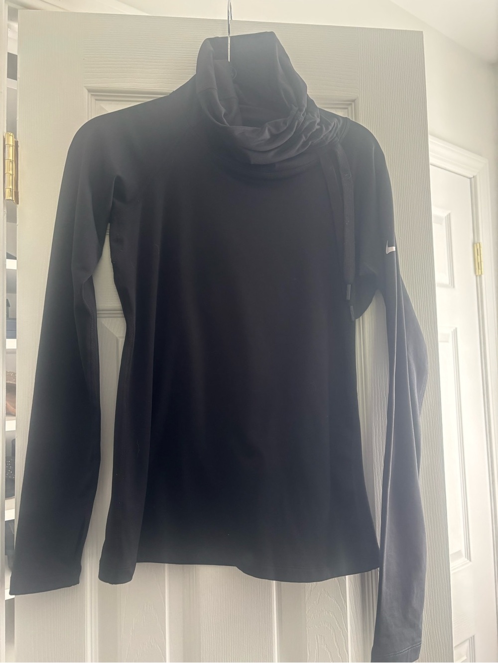 Nike Black Long-Sleeve Hooded Performance Top